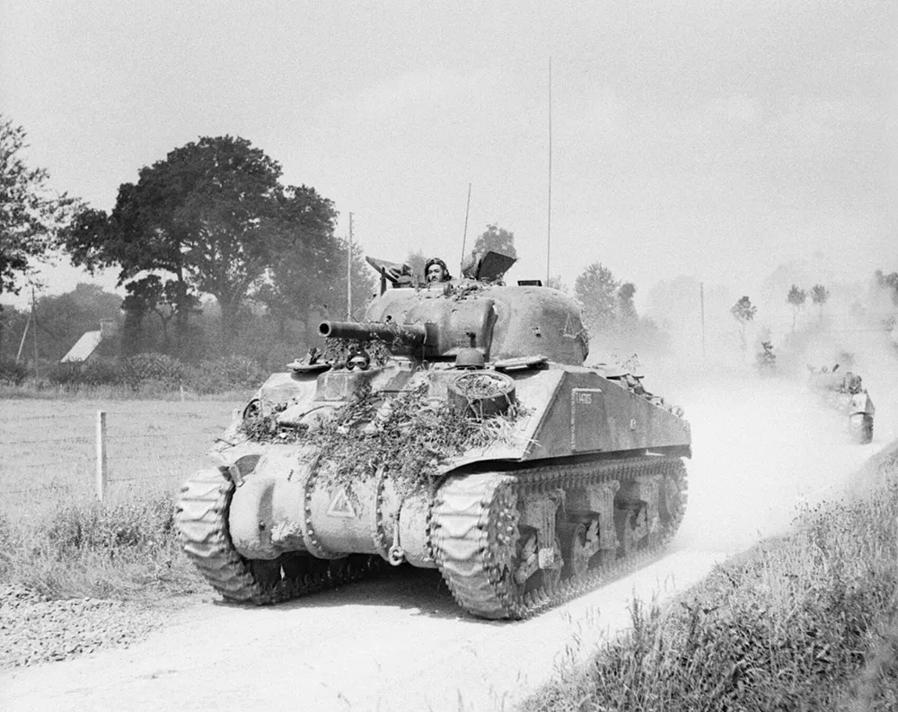 M4-Sherman-Tanksdfsd_11zon