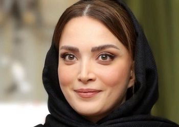 عکس جدید بهنوش طباطبایی در حال تمرین تئاتر