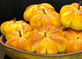 طرز تهیه نان کدو حلوایی؛ نان نرم و خوشمزه