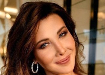 قاب خانوادگی نانسی عجرم با همسر و سه دخترش/ عکس